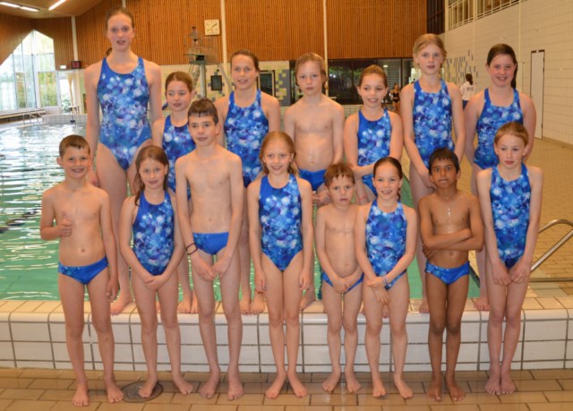 Schoonspringers in nieuwe Zwemkleding